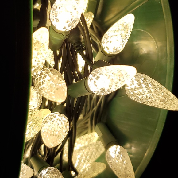 GE StayBright 150-Count 37.2-ft White LED Plug-In Christmas String Lights - Picture 3 of 8